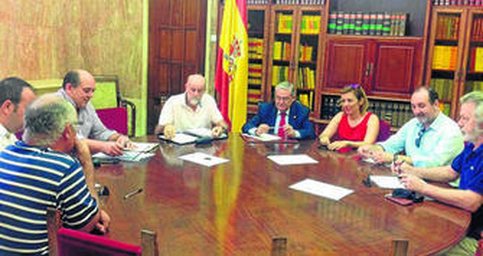 El sector pesquero almeriense se reunió el pasado mes de junio con representantes del Gobierno central y de la Junta de Andalucía en Almería.