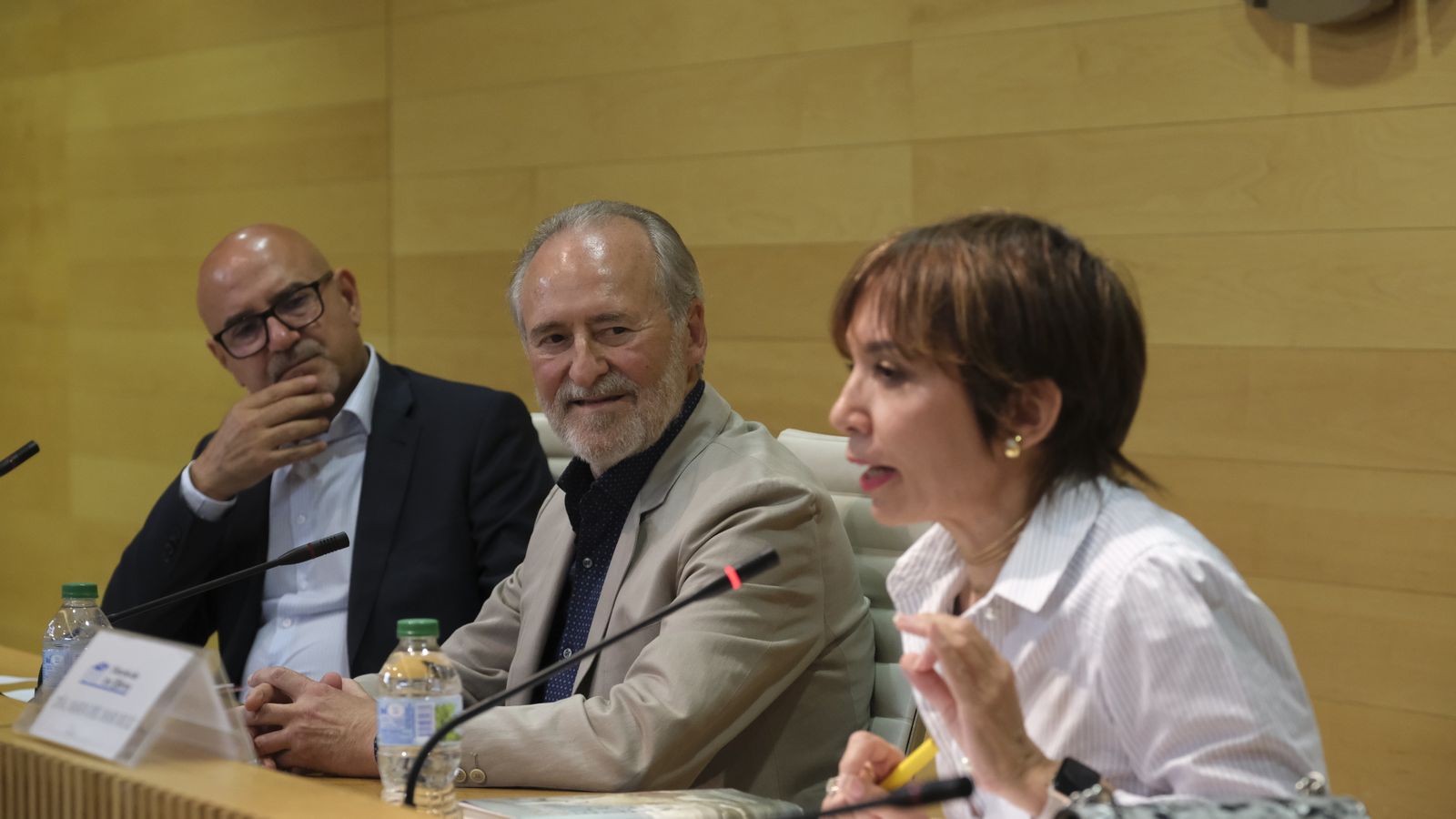 Fotogalería de Diario de los Libros, con el escritor Jorge Molist
