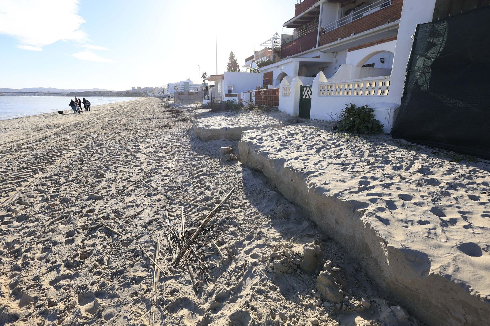 La playa del Rinconcillo de Algeciras tras la borrasca Francis, en imágenes