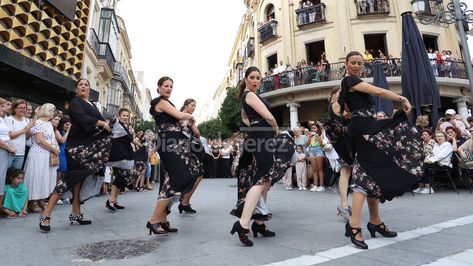 Flashmob de la academia de baile de Fani Muñoz en Jerez
