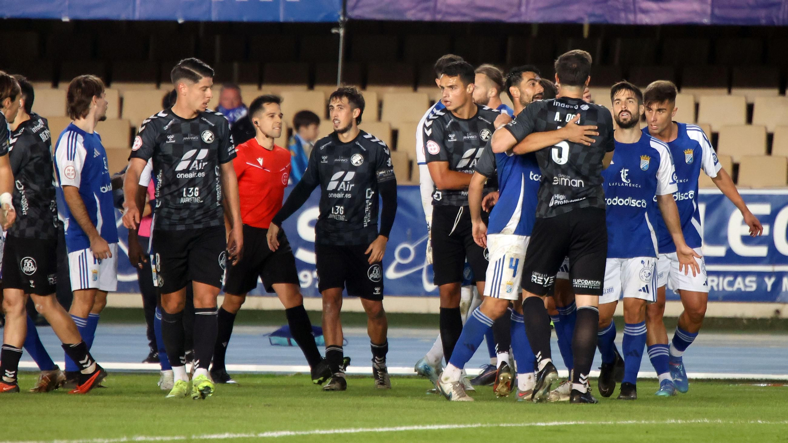 Imágenes del derbi entre Xerez CD y Xerez DFC en Chapín