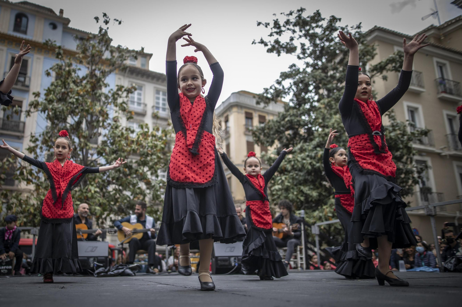 Así se ha vivido el Día de la Cruz en Granada