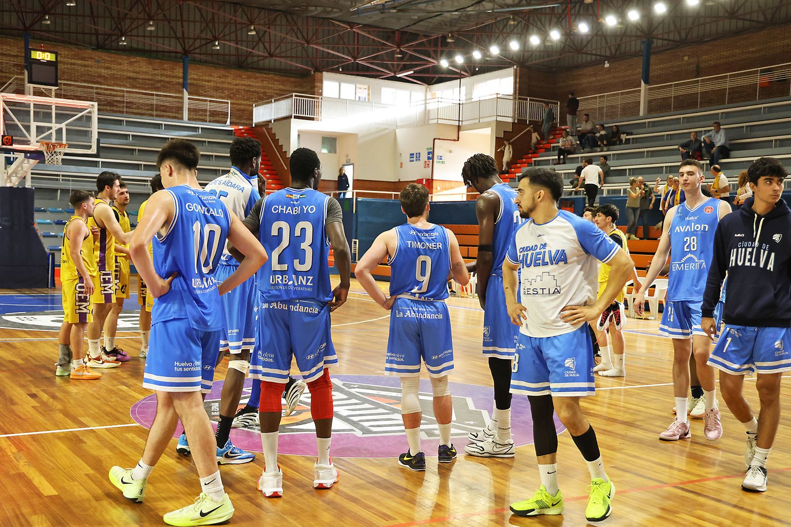 Las imágenes del partido de vuelta entre el Ciudad de Huelvay el Homs UE Mataró