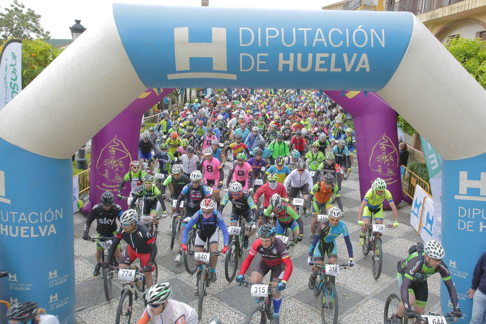 La Huelva Extrema es una de las pruebas que congregan mayor número de participantes.