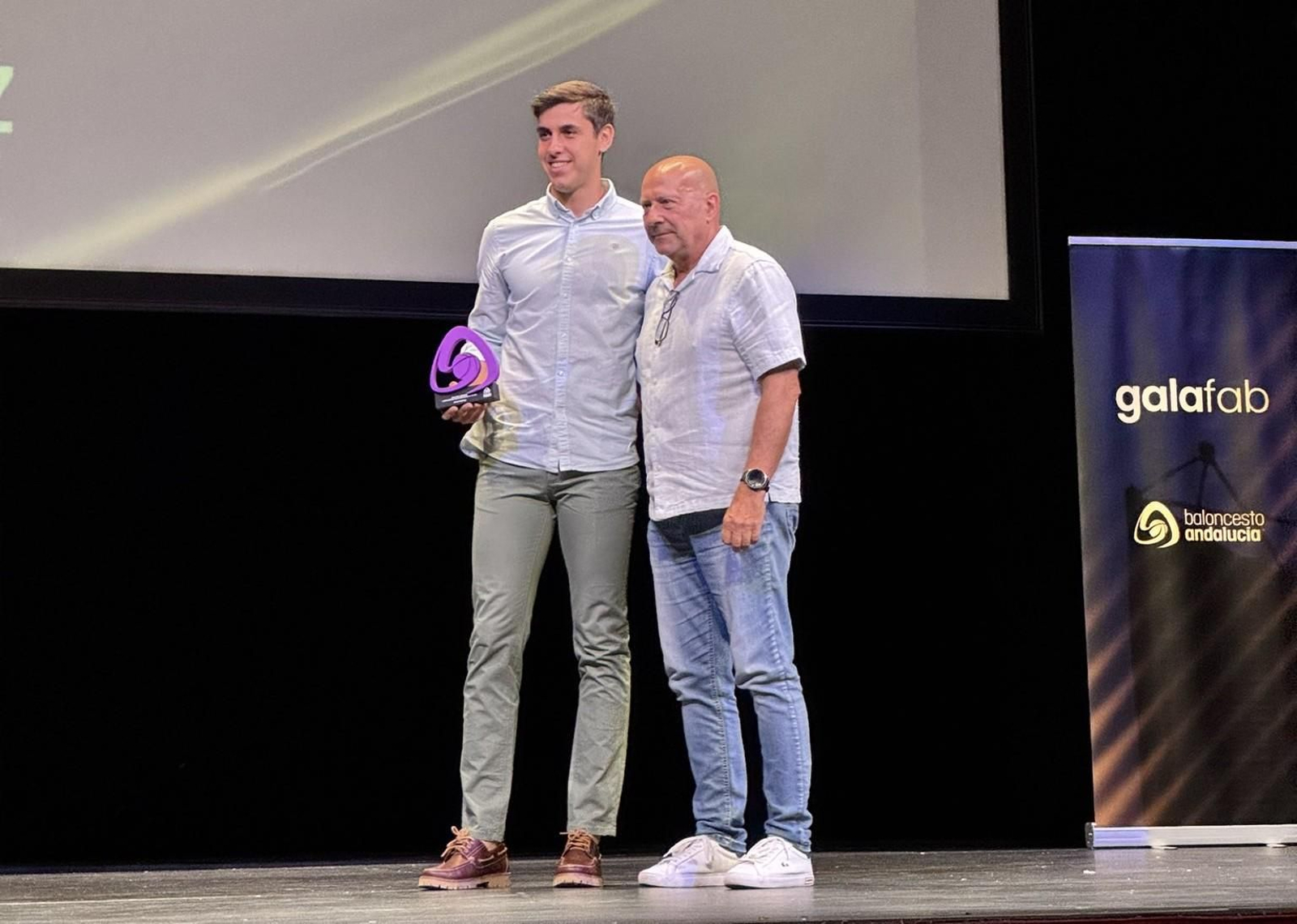 En imágenes: reconocimiento al baloncesto provincial en la Gala FAB Jaén 2025