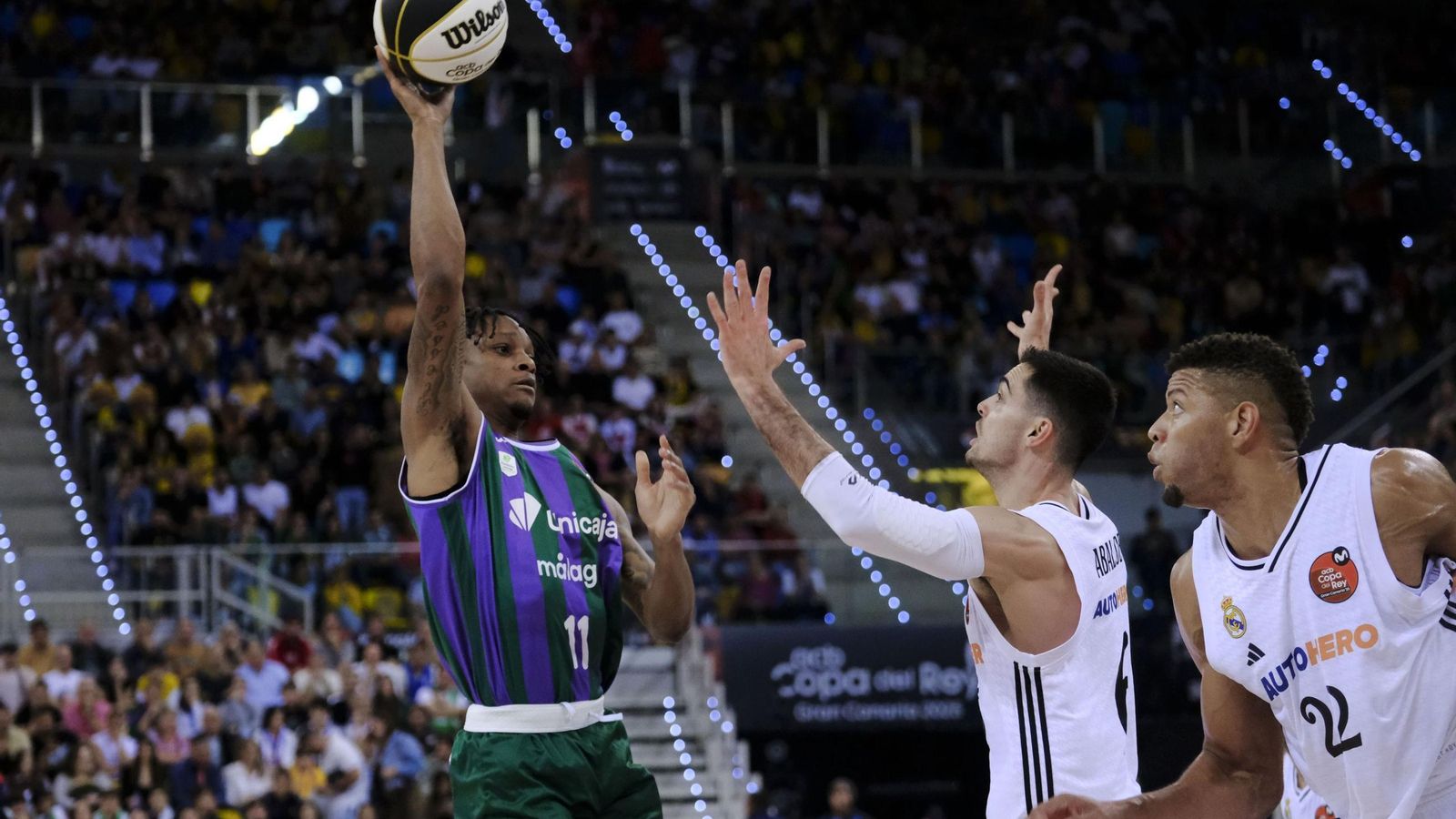El Unicaja, campeón de Copa: Todas las imágenes del partido, la fiesta y la llegada a Málaga
