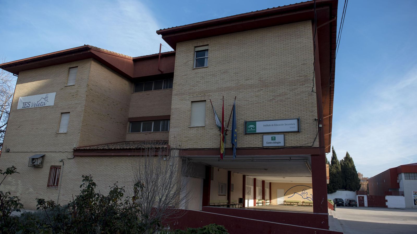 Fachada del IES Veleta.