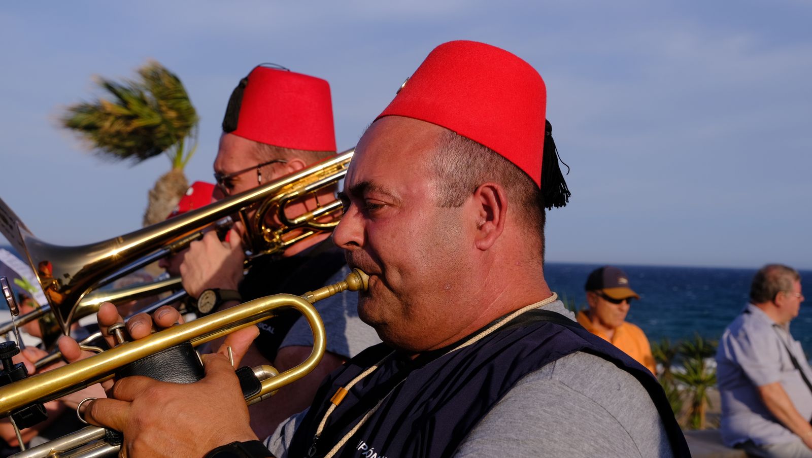 Moros y Cristianos de Mojácar en la Playa del Lance, en imágenes