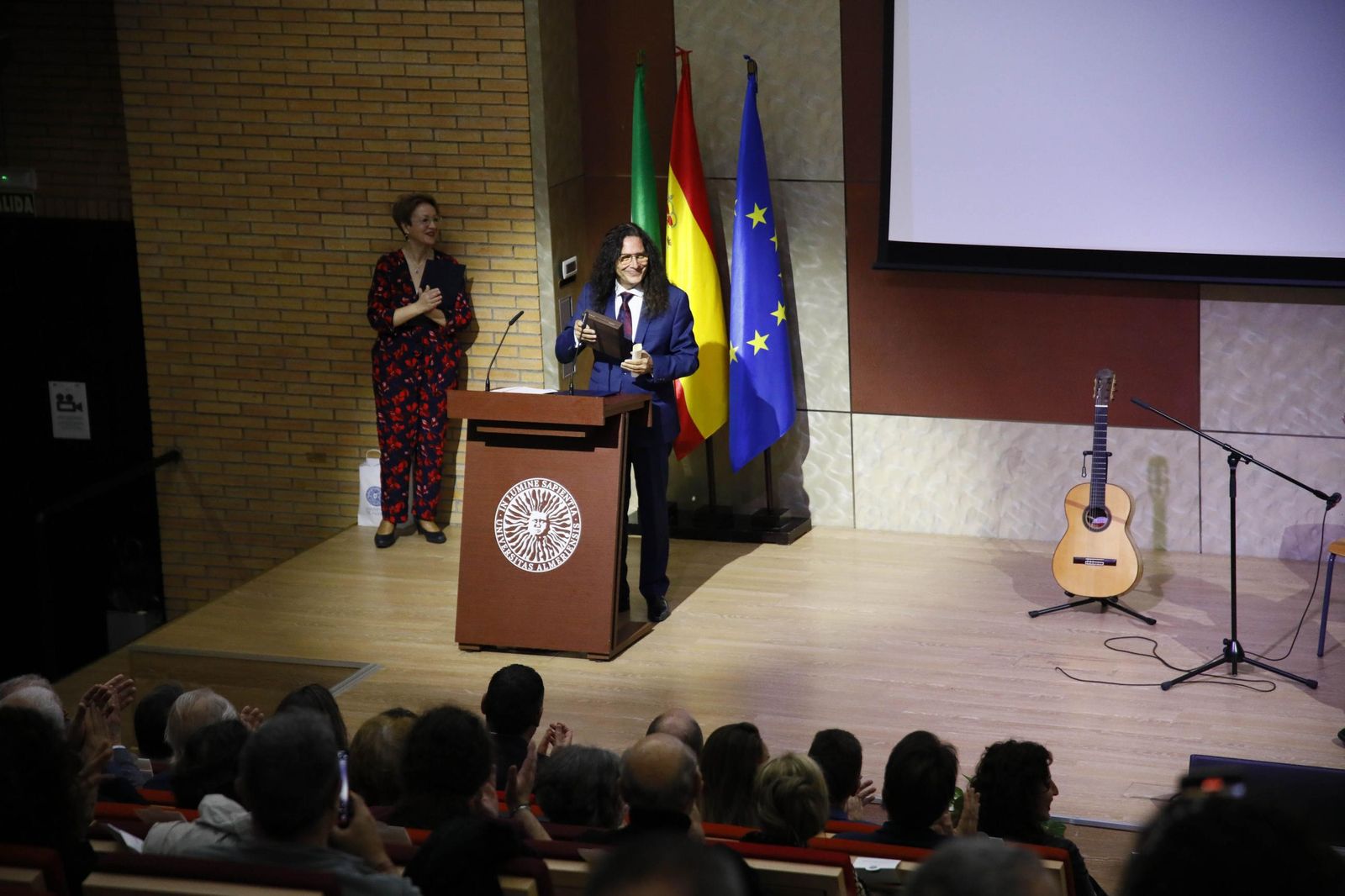 Las imágenes del acto de entrega de la Medalla de Oro a José Fernández Torres Tomatito, en la Universidad de Almería