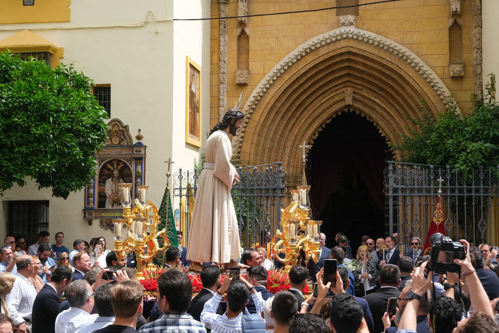 Traslado titulares Hdad. del Carmen a la Iglesia de los Terceros