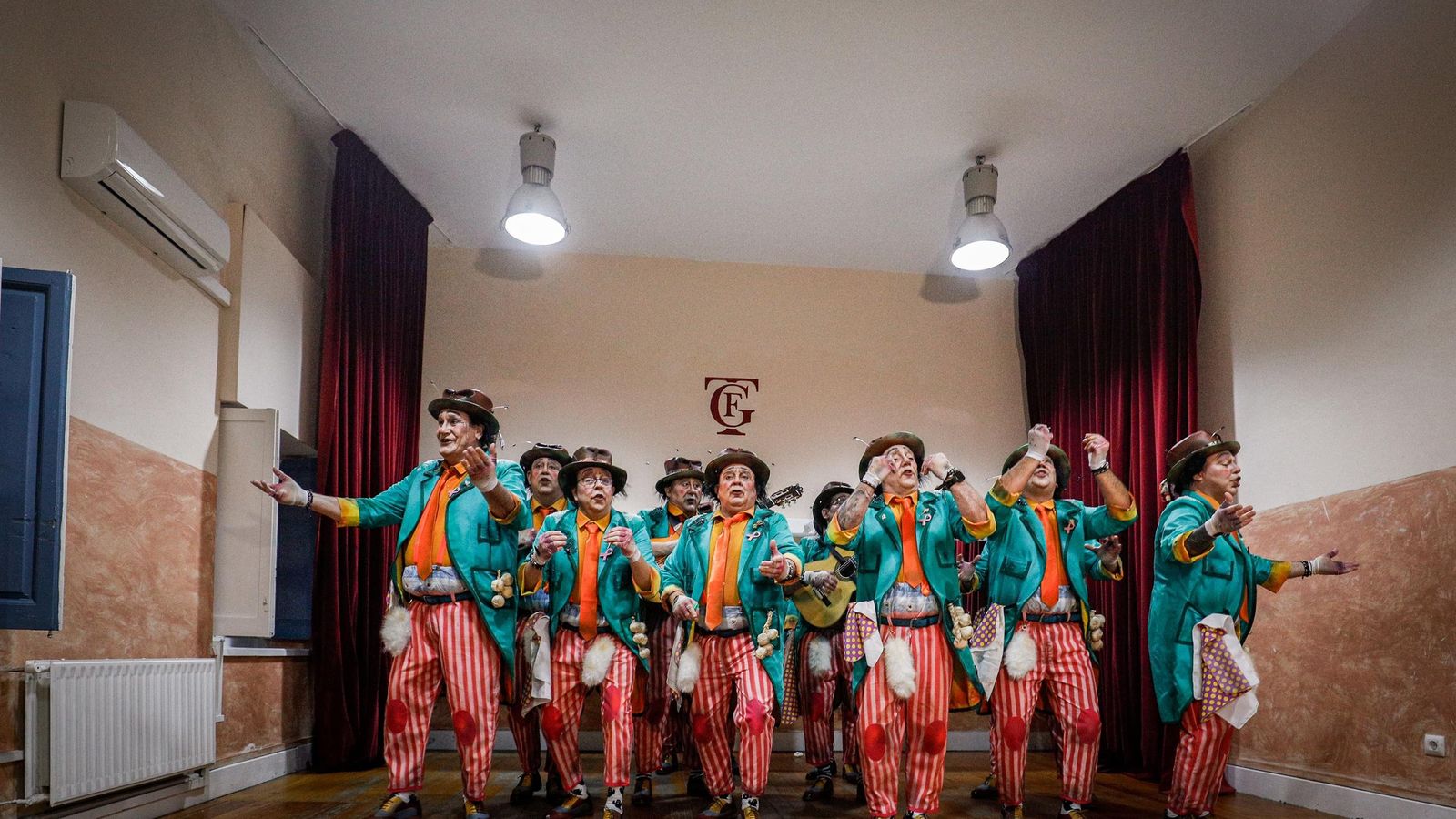 Búscate entre las mejores imágenes de la decimoquinta sesión de preliminares del COAC 2025