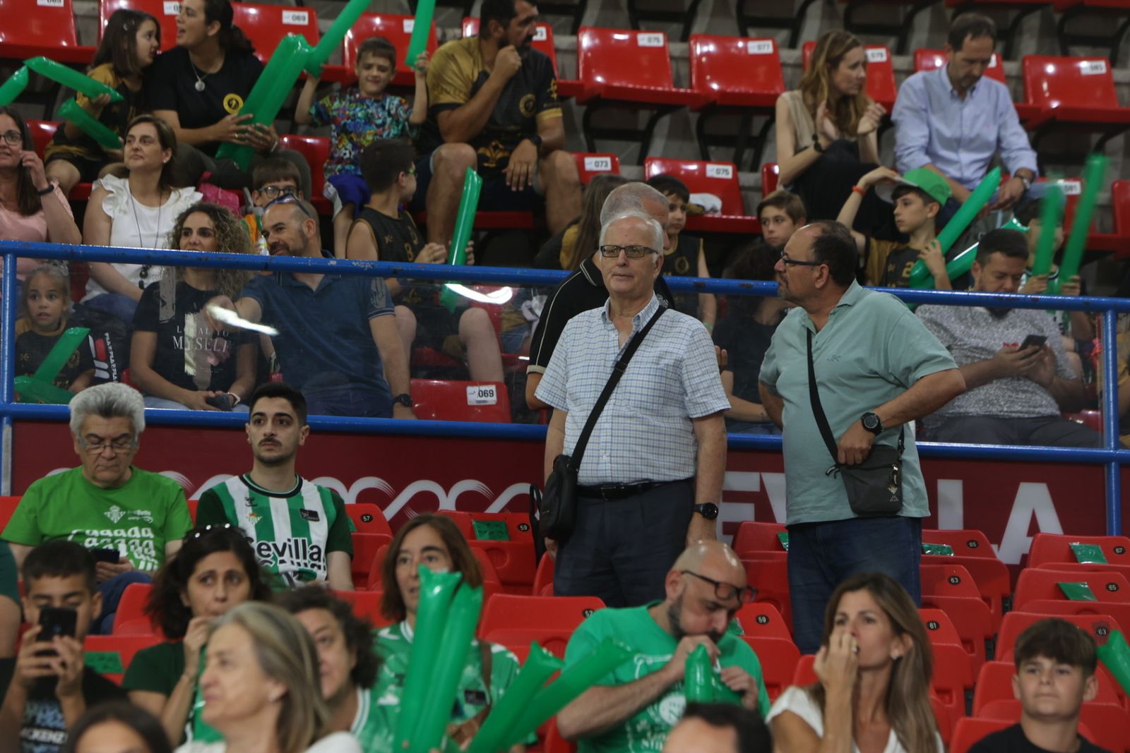 Búscate en el o Betis Granada de baloncesto