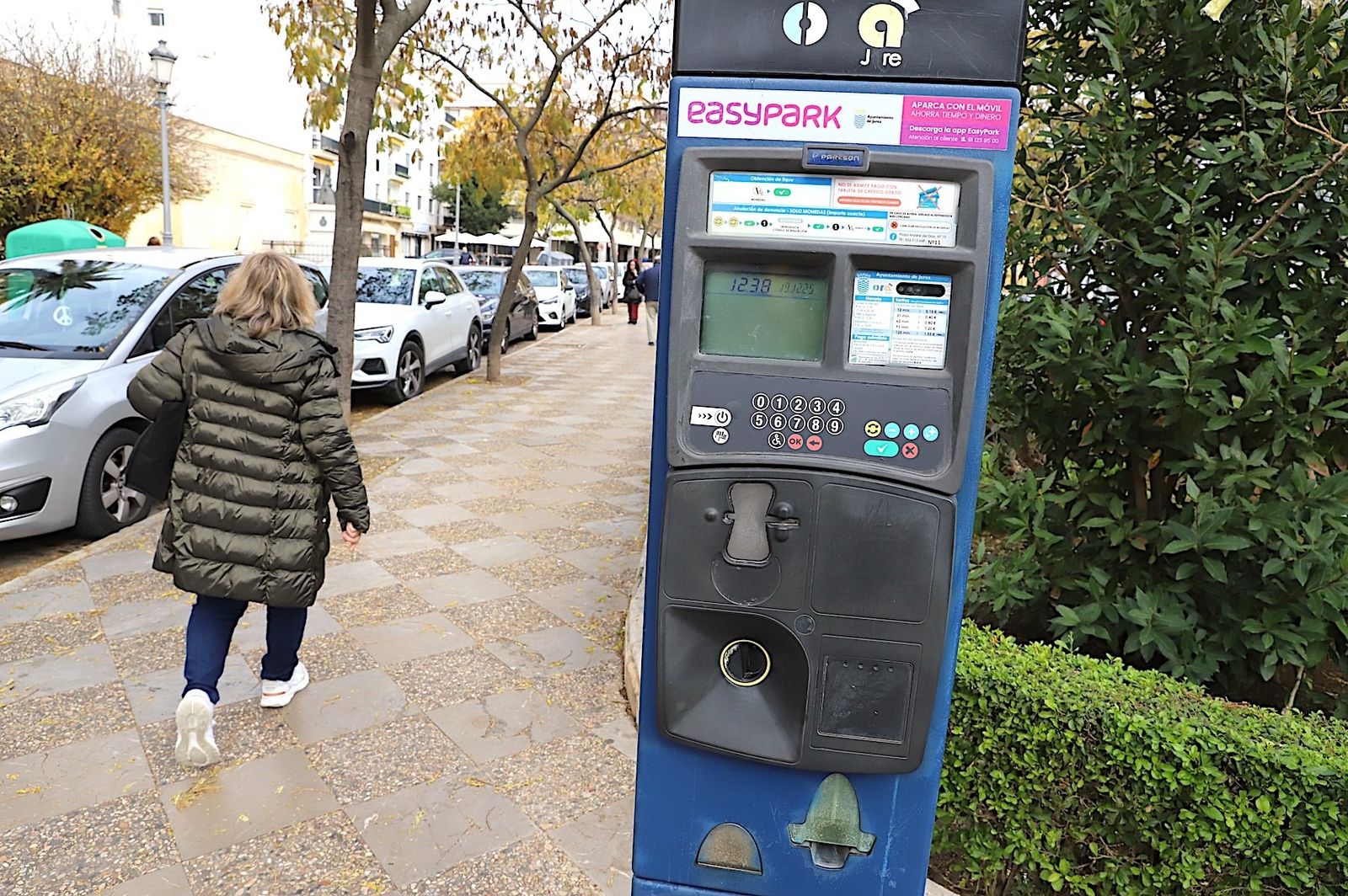 Un parquímetro ubicado en la céntrica plaza Aladro de Jerez