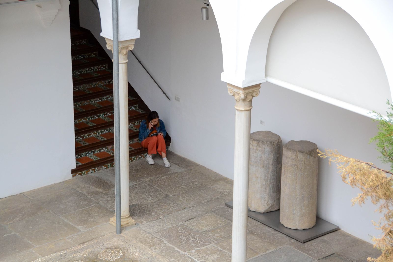 Los granadinos disfrutan de actividades divulgativas y culturales en la ciudad