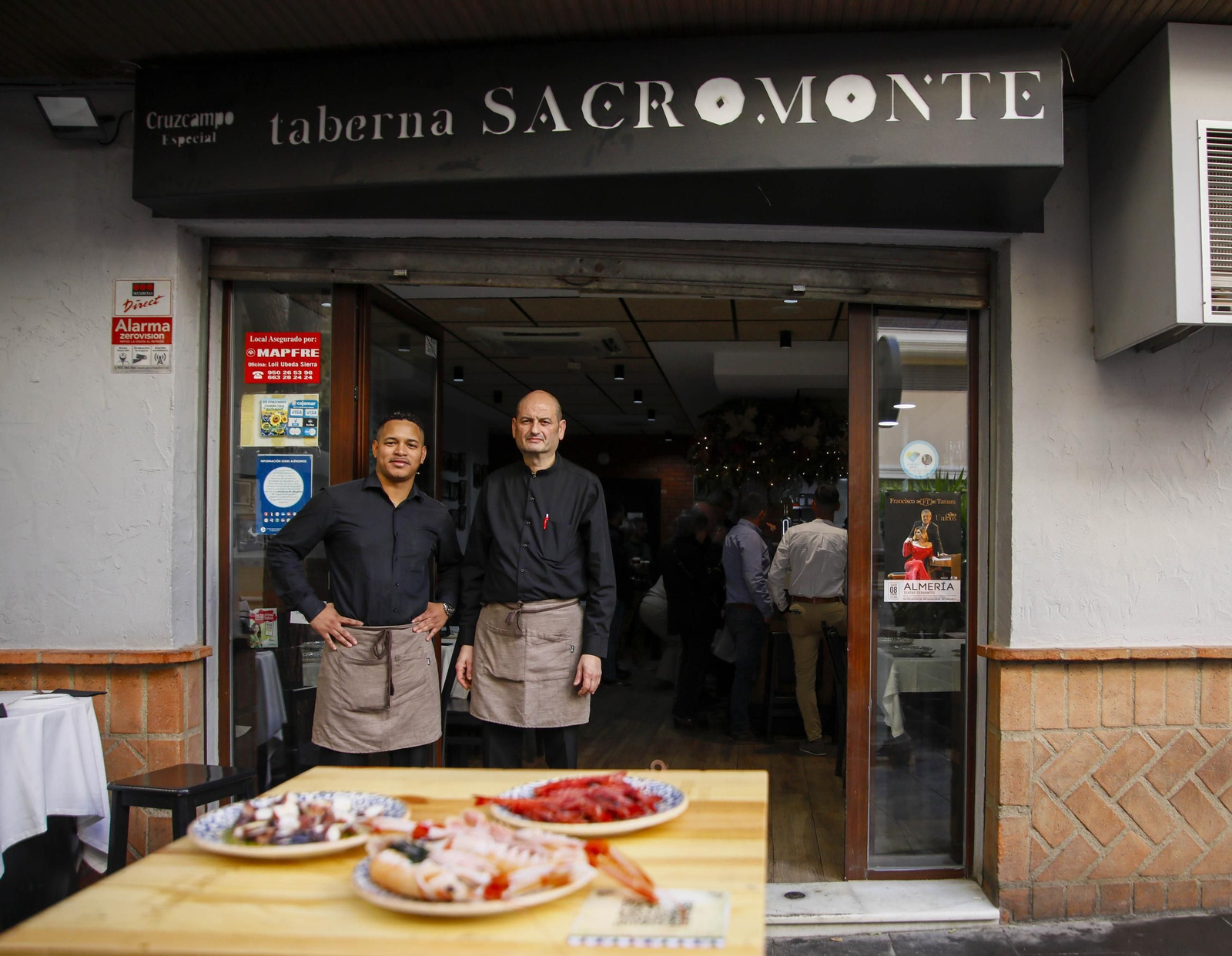 Bodegas y tabernas castizas de Almería, en imágenes