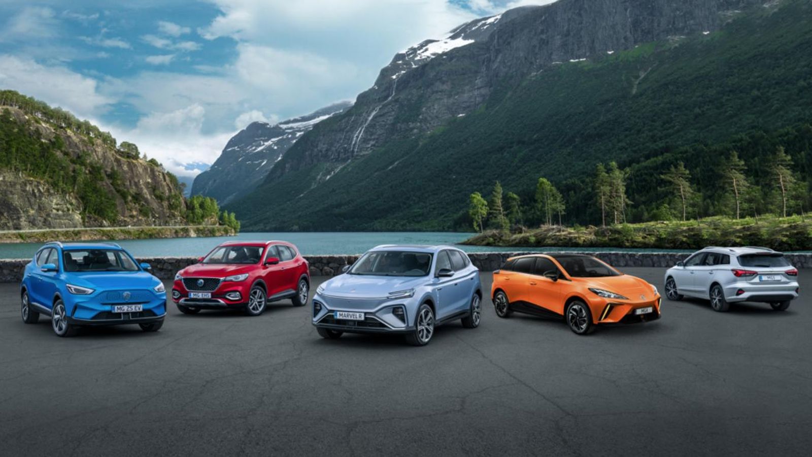 Los precios de la oferta de MG abarca desde los 13.990 a los 51.190 euros. La gama eléctrica arranca en los 28.480 euros del MG4.