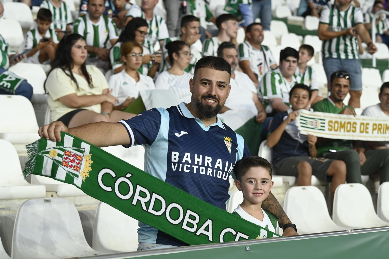 Las mejores fotos del ambiente en El Arcángel para el Córdoba CF - Las Palmas