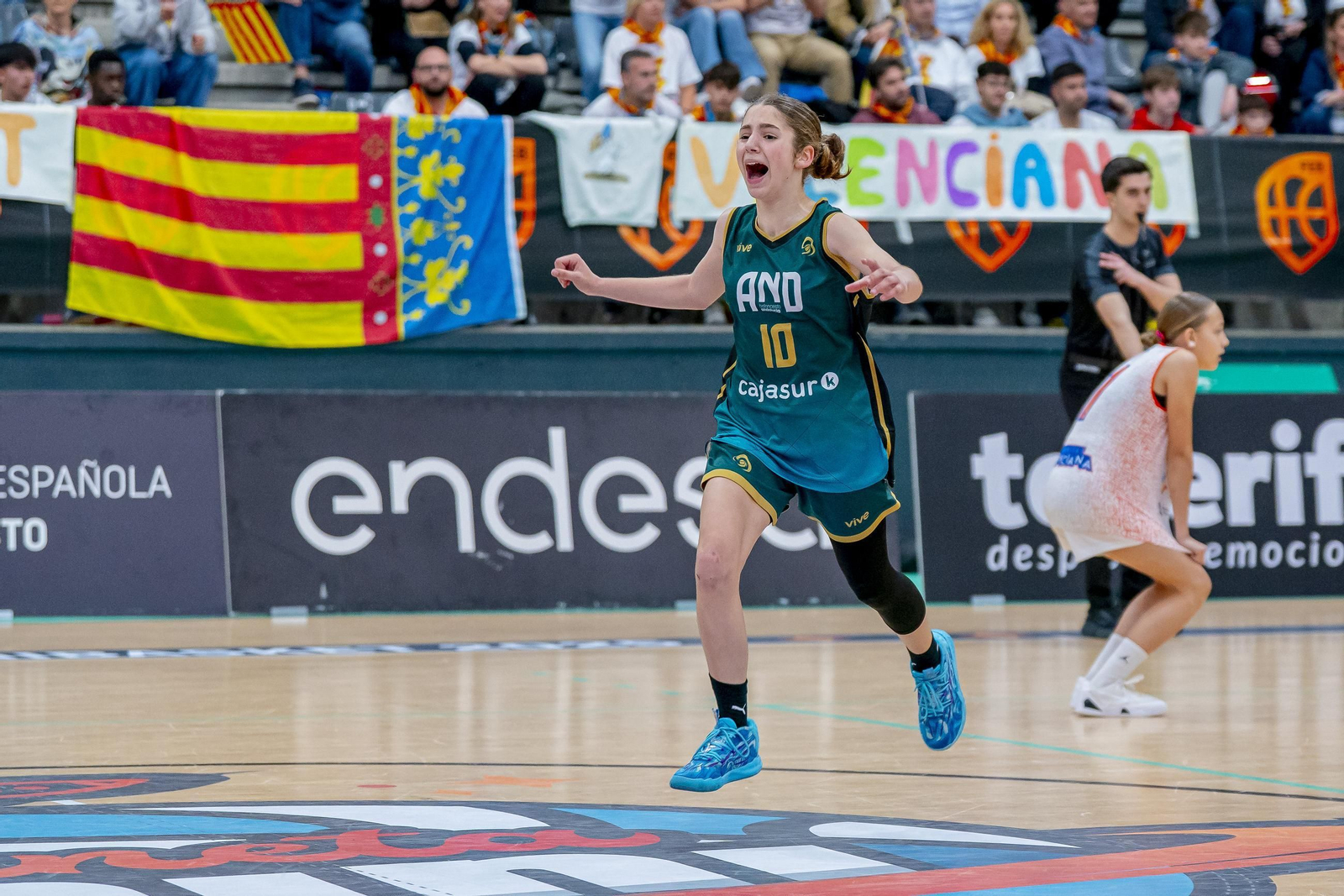 Siete malagueñas de oro en el Campeonato de España de minibásket