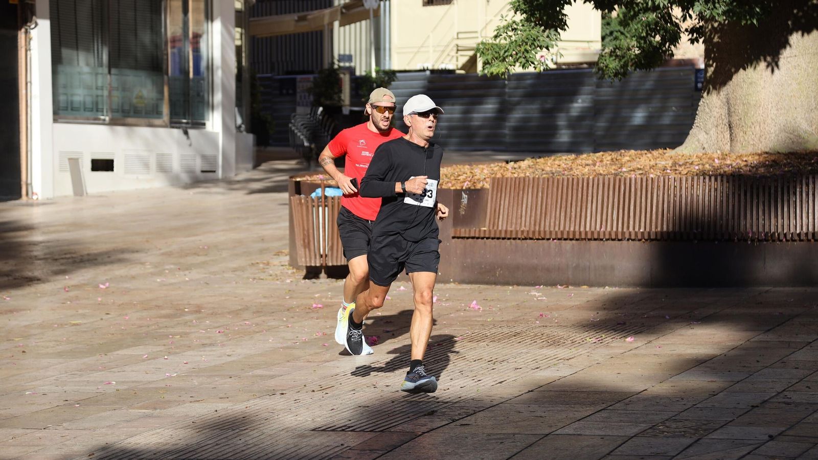 Búscate en las fotos de la Carrera de la Prensa en Málaga