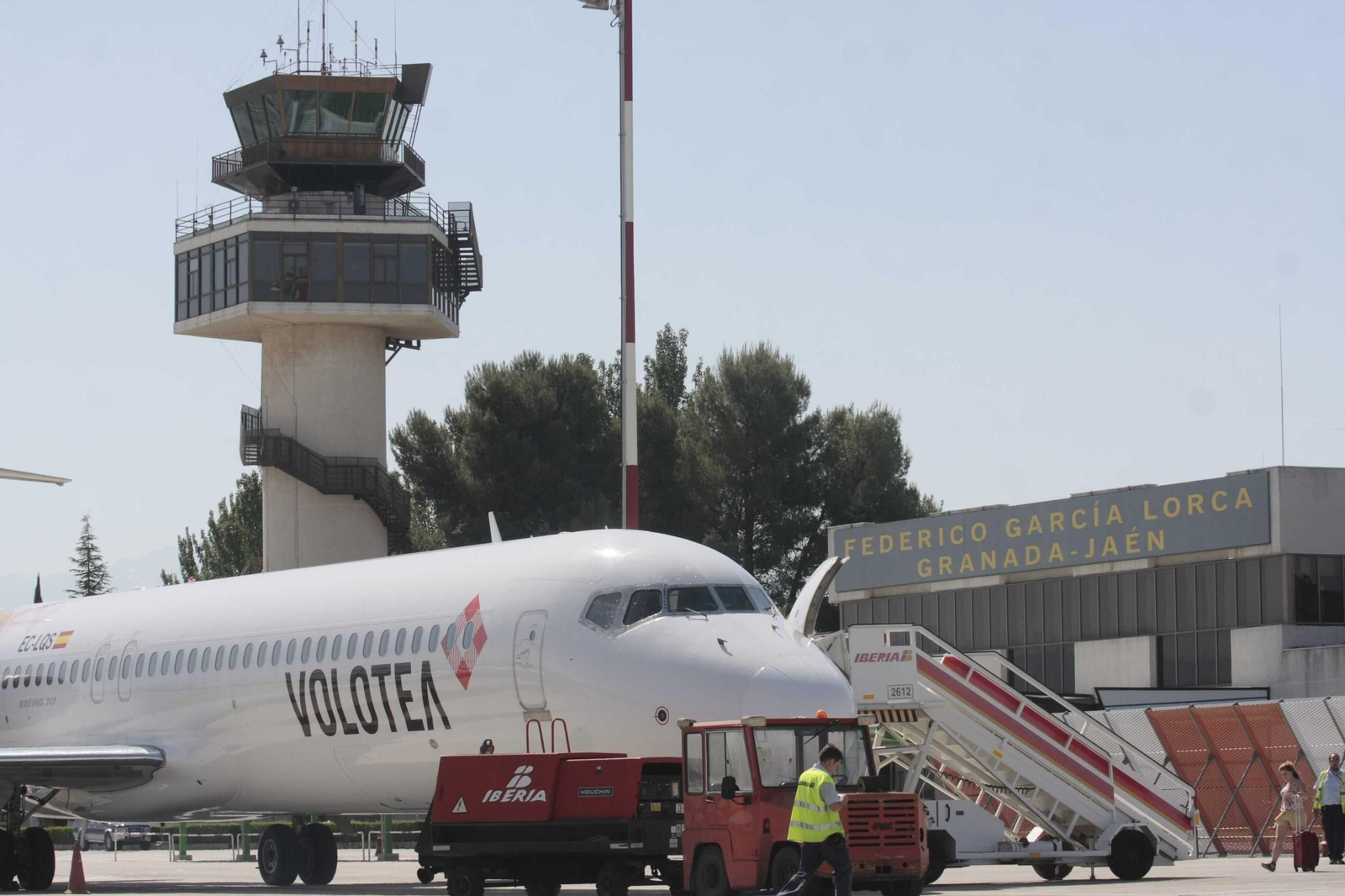 Imagen de archivo de un avión en el Aeropuerto de Granada