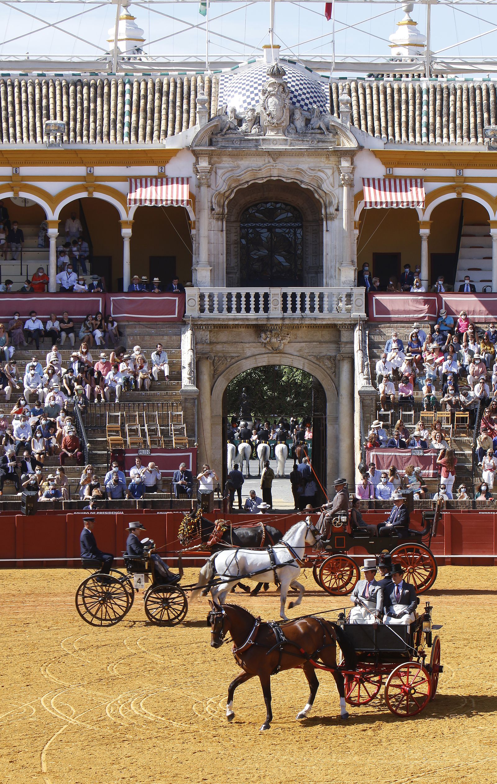 Exhibición de Enganches