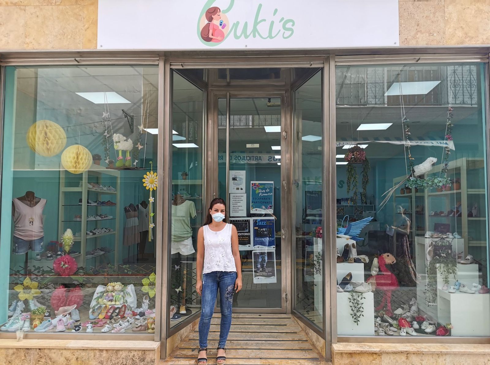 Escaparate de 'Cuki's'.