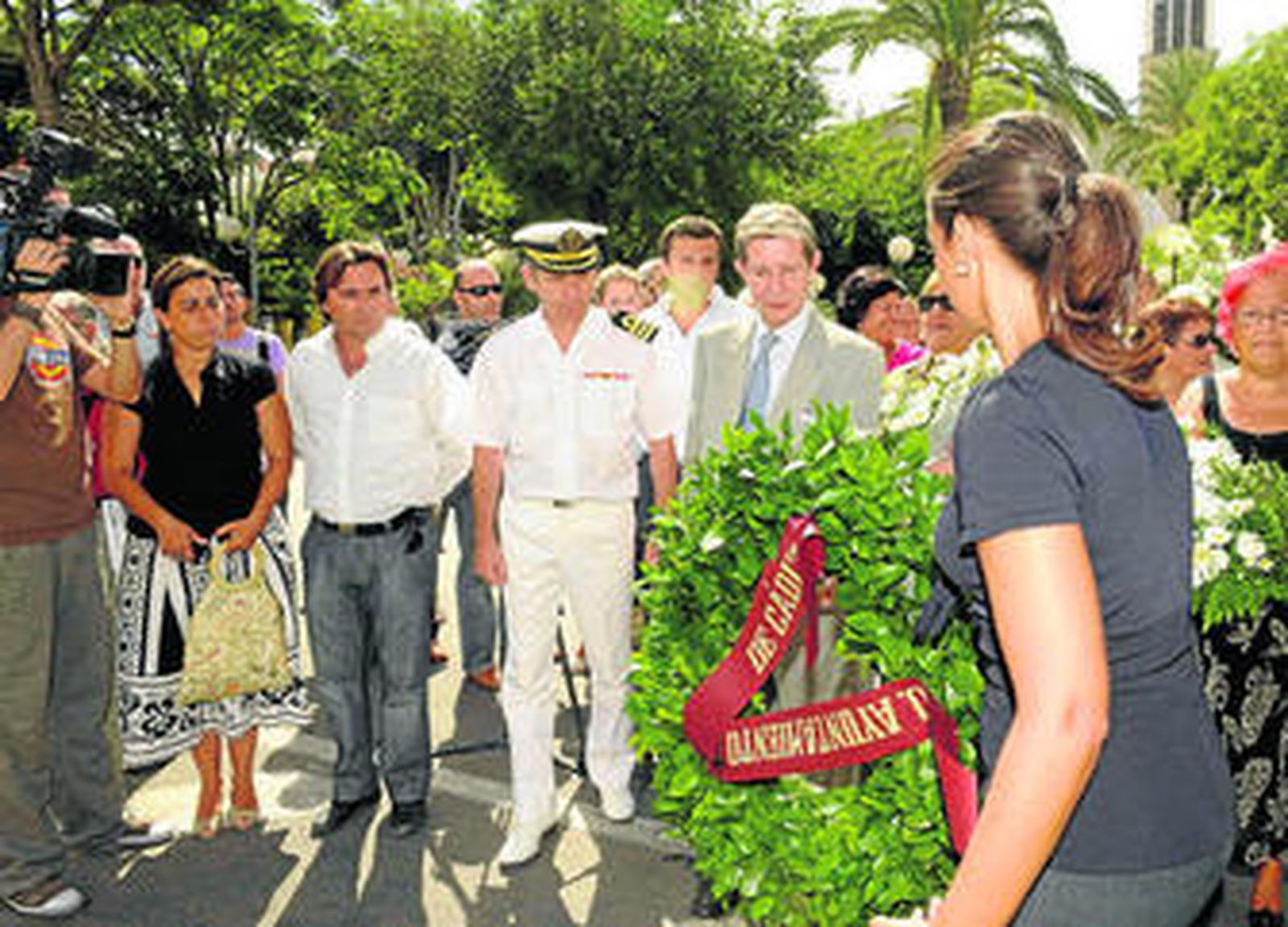 Un momento del acto de homenaje a las víctimas de la explosión celebrada ayer en San Severiano.