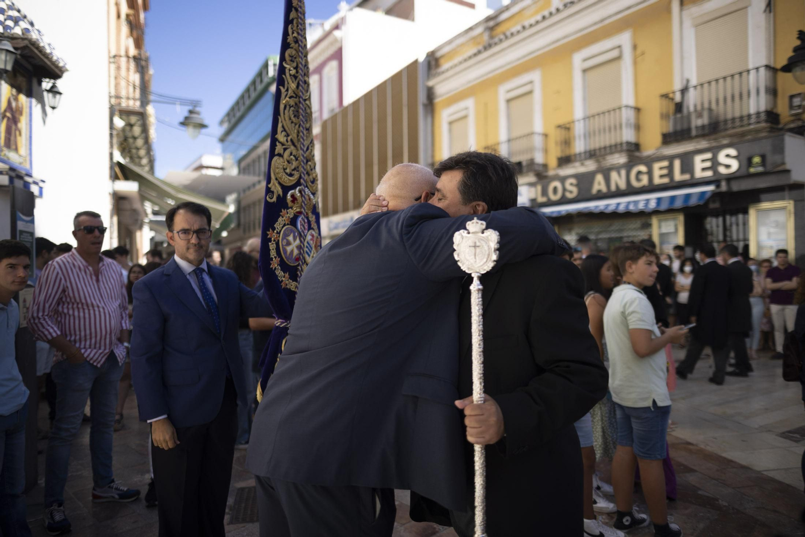 Imágenes de la salida extraordinaria de La Borriquita por las calles de Huelva