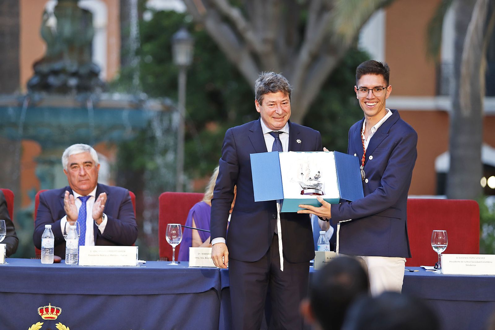 Imágenes del pregón de la XLIX edición de la Semana Náutica Internacional Colombina