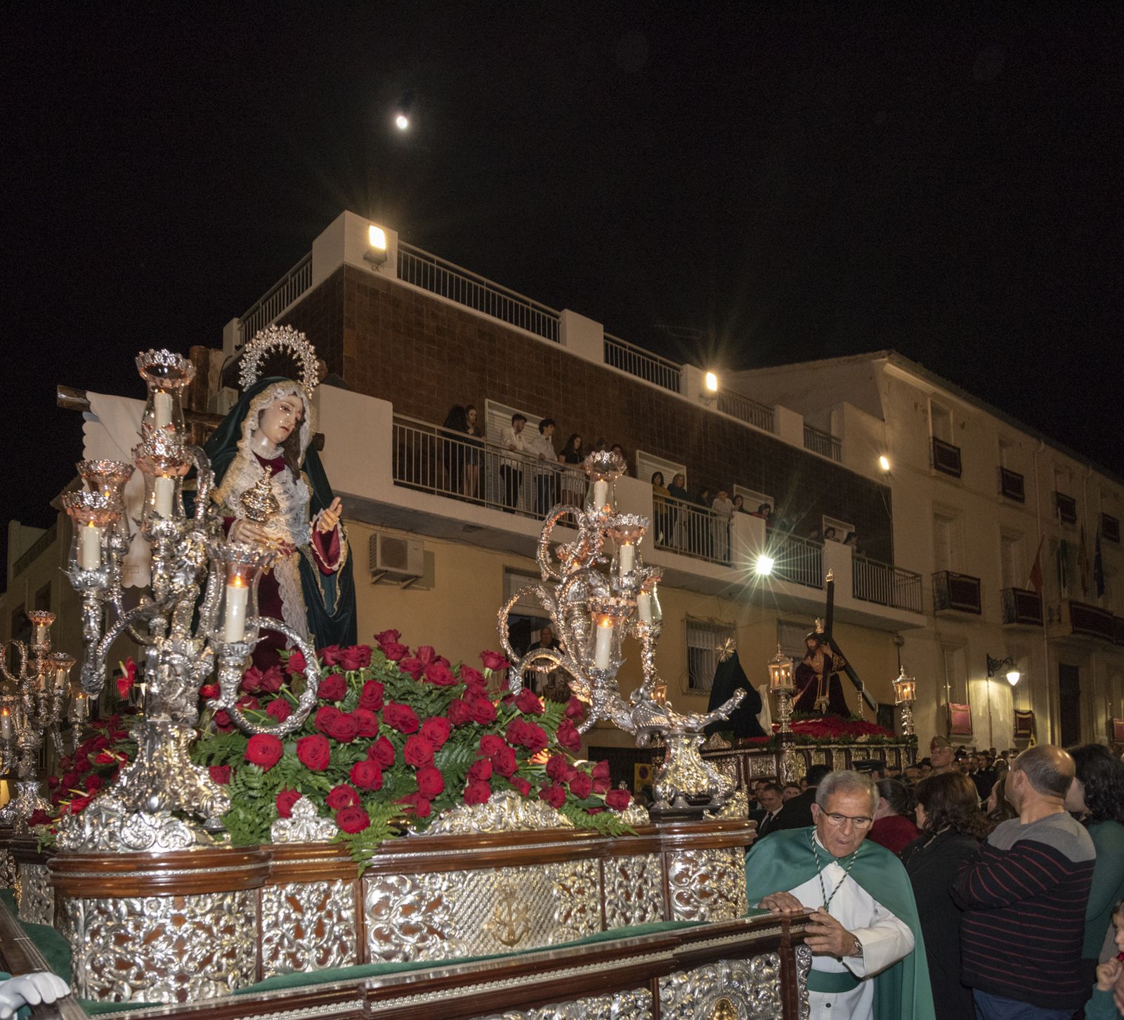 Imágenes de la procesión del Paso Blanco en Cuevas del Almanzora