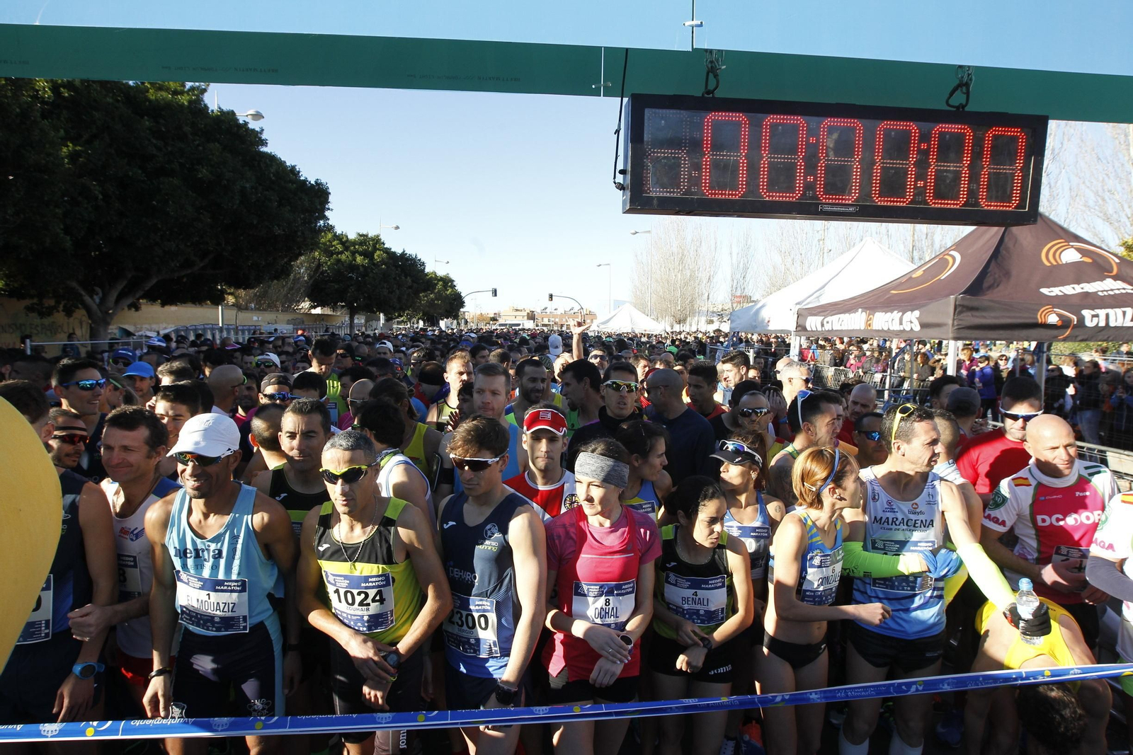 Galería gráfica de la XXII Media Maratón de Almería