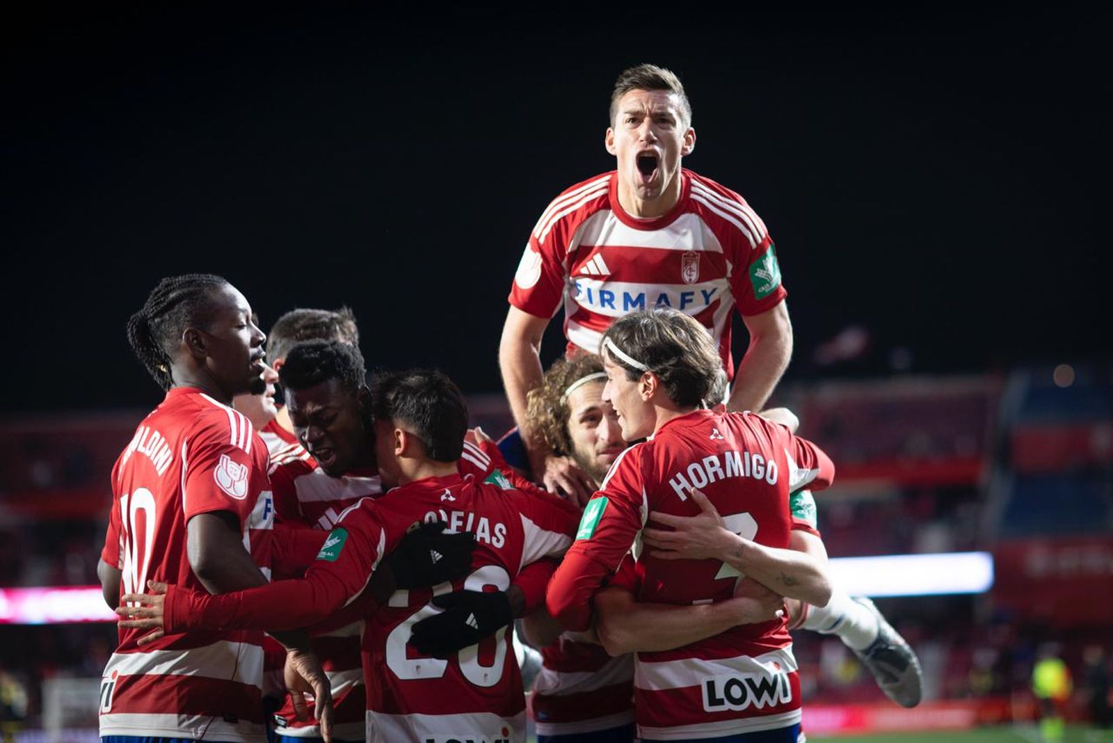 Las mejores imágenes del Granada CF-Rayo de la Copa del Rey