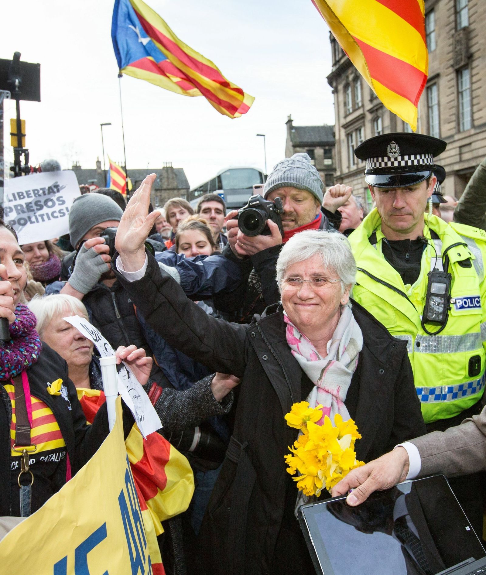 La ex 'consellera' Clara Ponsatí tras declarar ante un tribunal de Edimburgo en marzo de 2018.