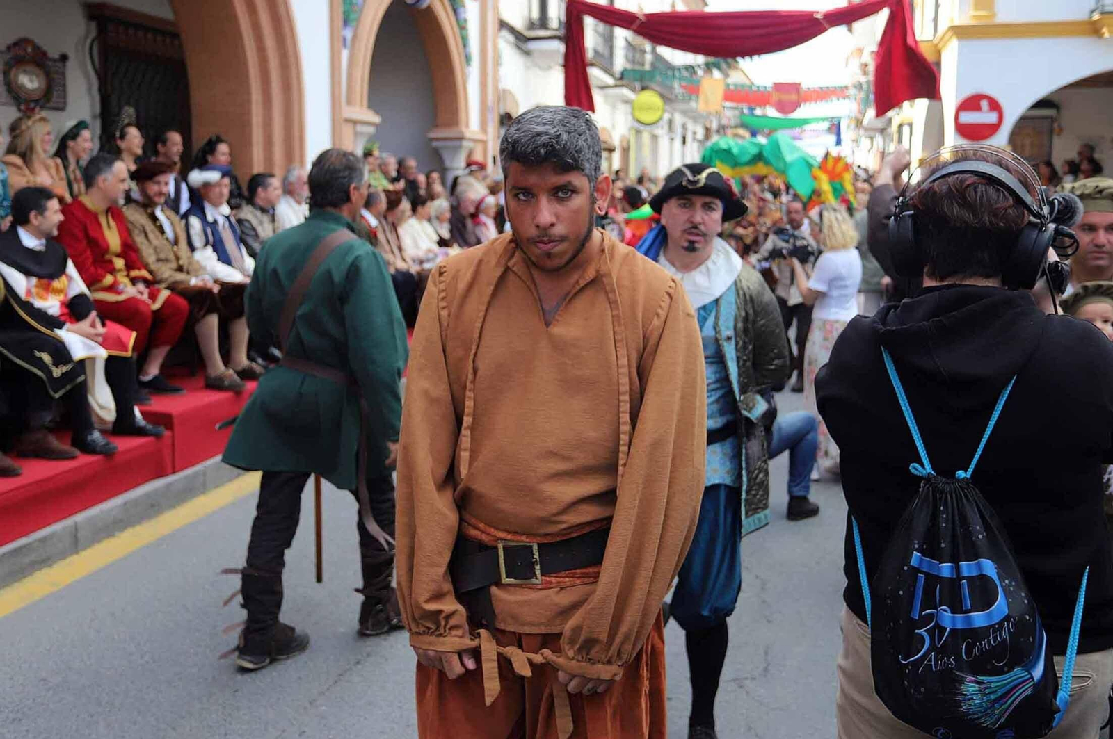 Imágenes del gran ambiente en la Feria Medieval de Palos de la Frontera, Huelva