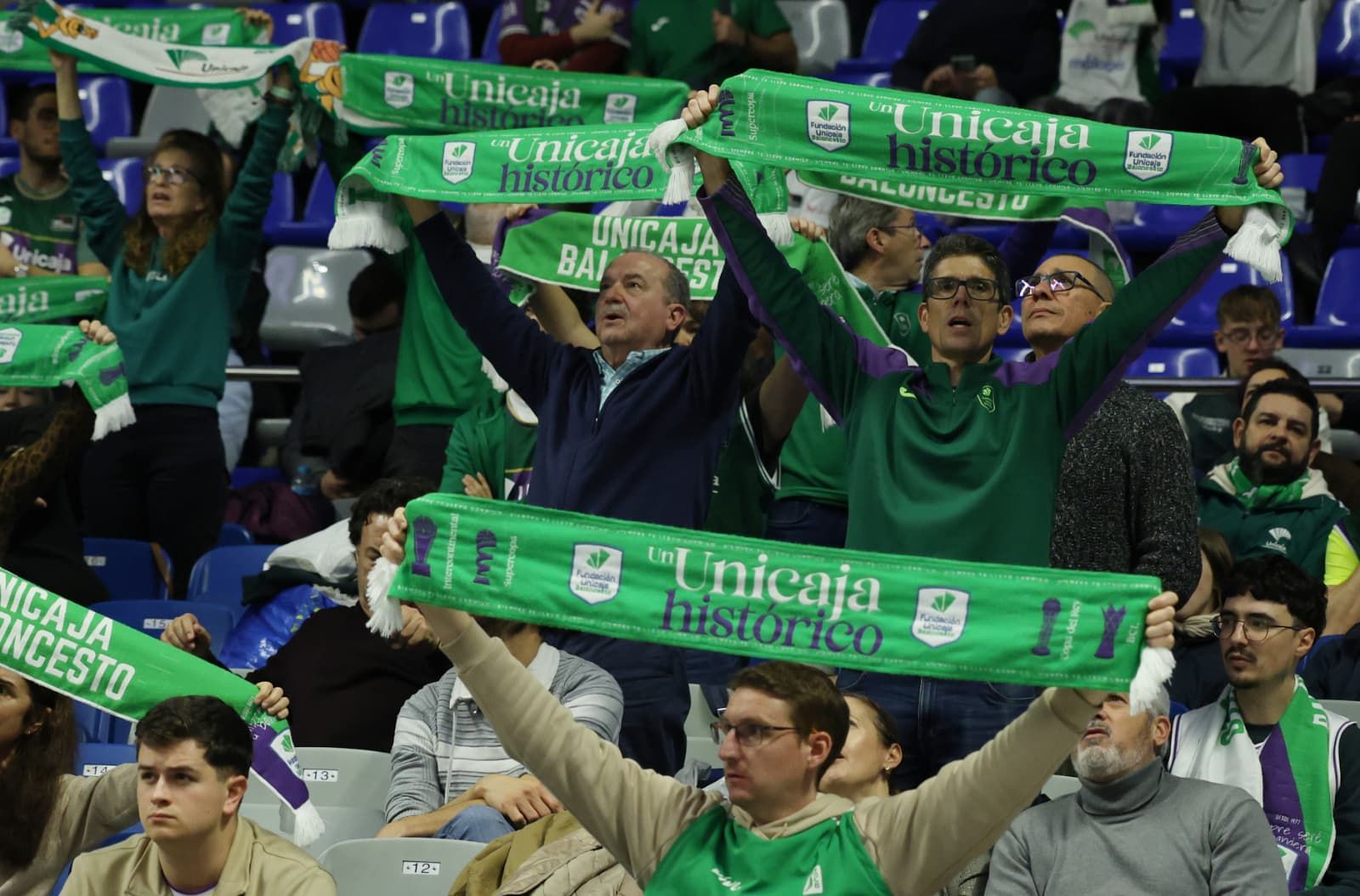 Búscate en el Unicaja-Elan Chalon en las gradas del Carpena