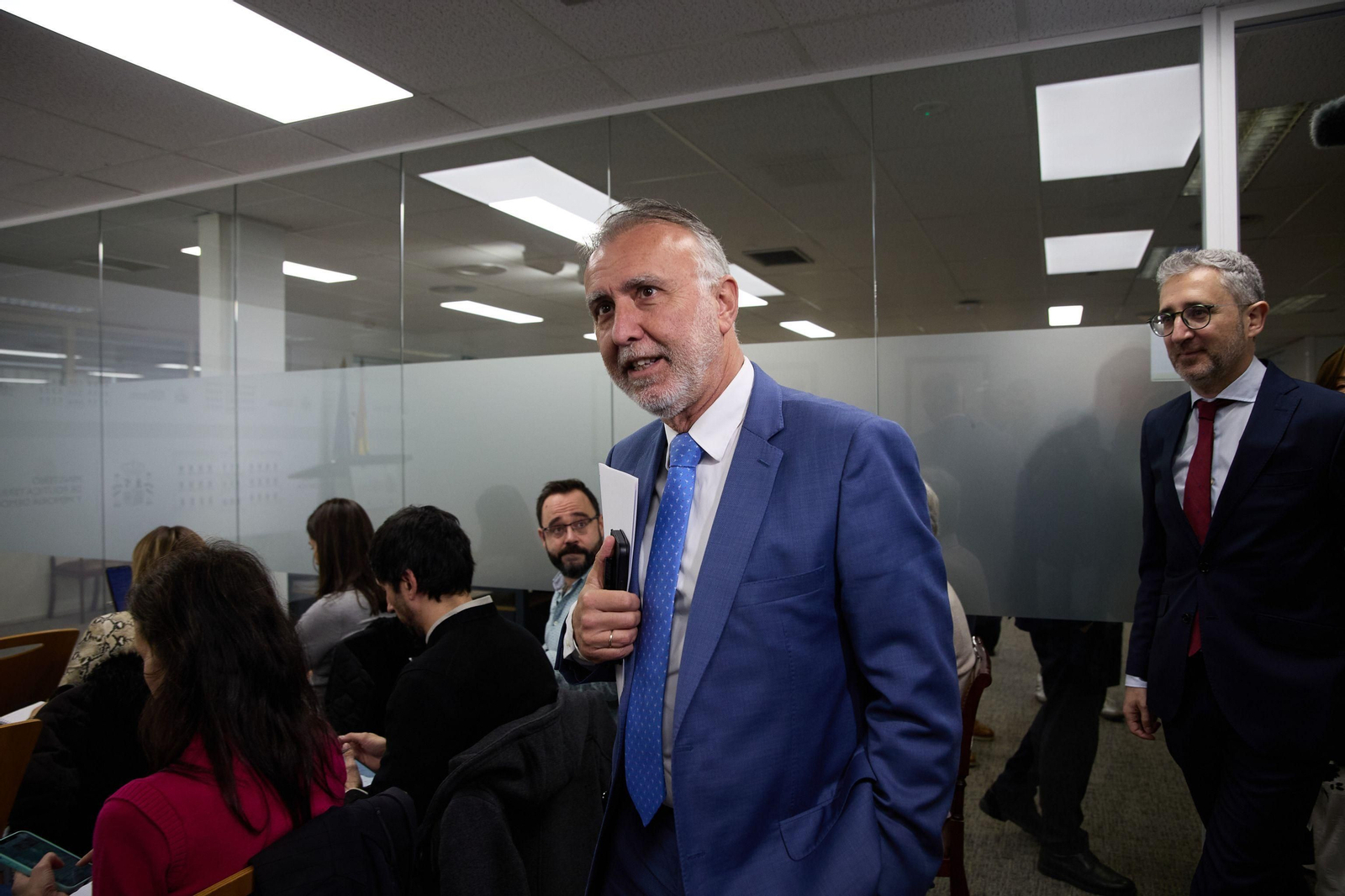 El ministro de Administración Territorial, Ángel Víctor Torres.