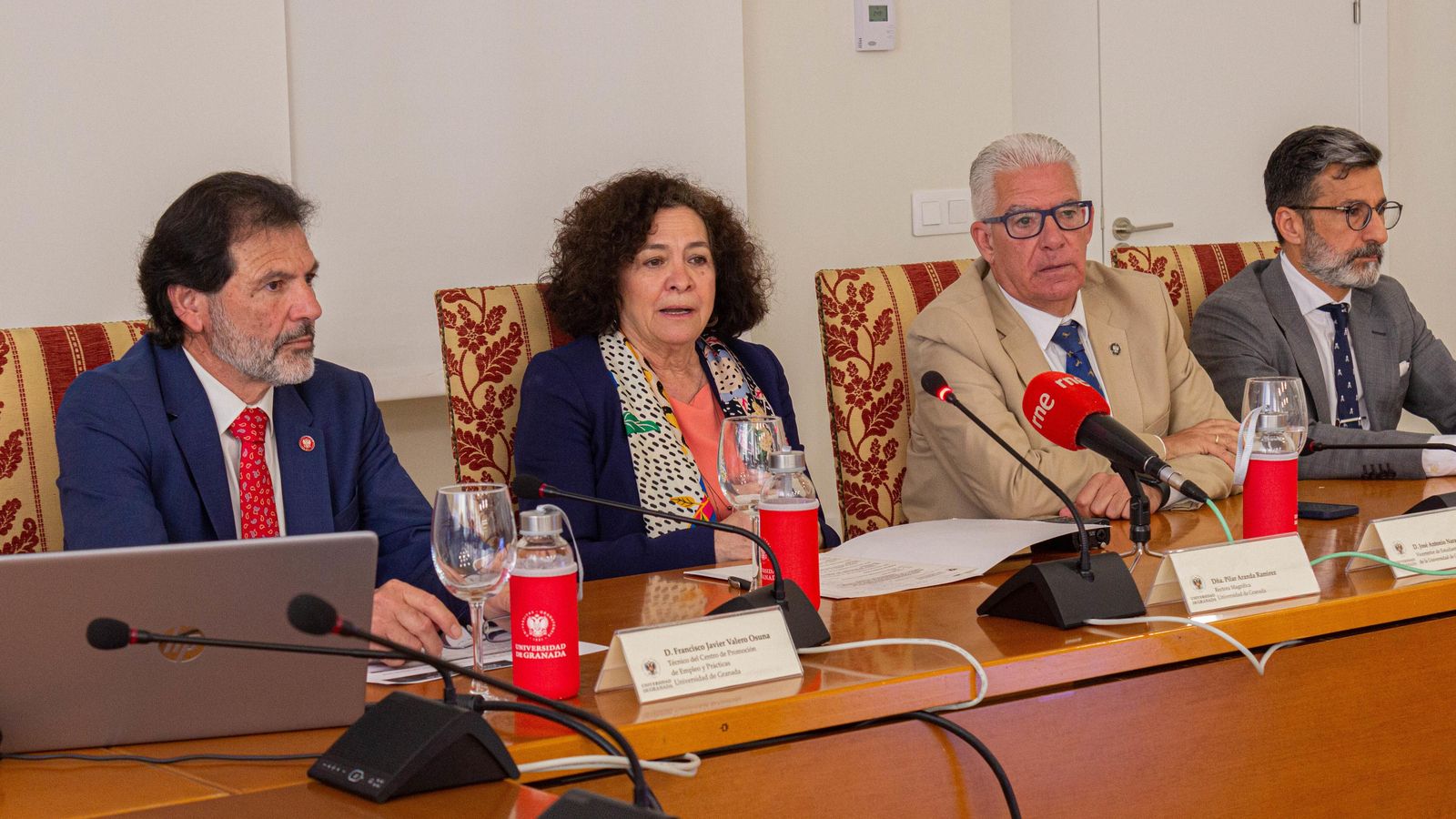 De izquierda a derecha, Antonio Delgado, Pilar Aranda, José Antonio Naranjo y Francisco Valero.