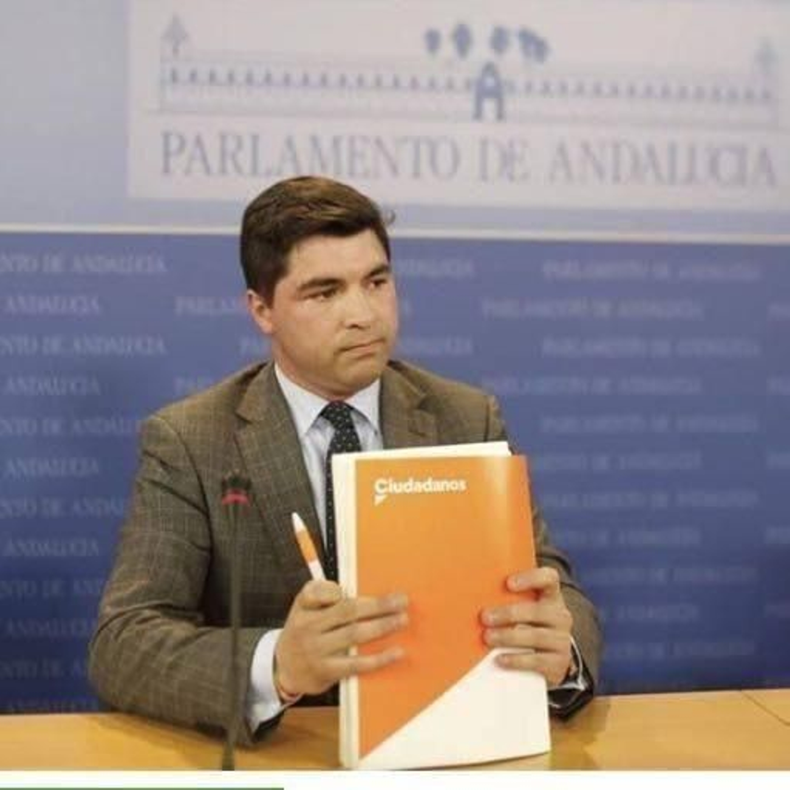 Enrique Moreno, en el parlamento andaluz.