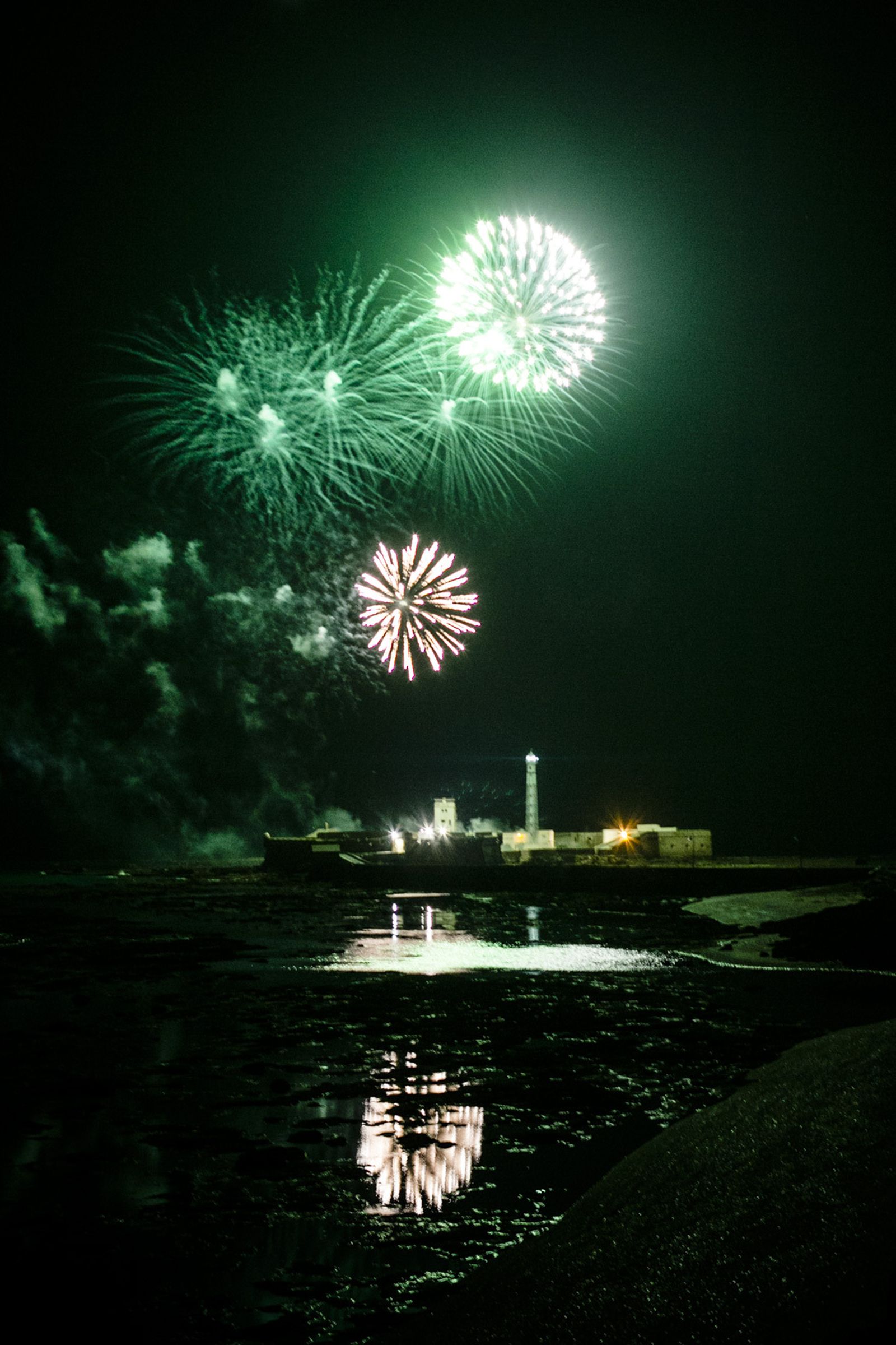 La quema de la Bruja Piti y los fuegos artificiales despidieron el Carnaval