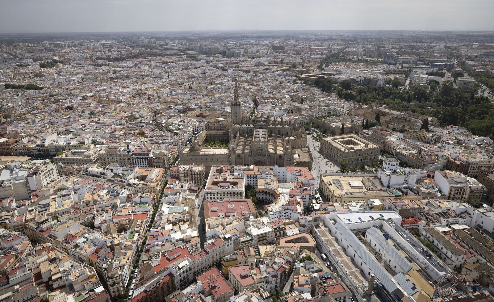 Sevilla desde el helicóptero de la Policía Nacional