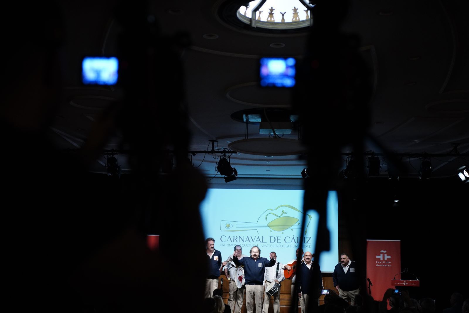 Las imágenes de la presentación de la candidatura del Carnaval de Cádiz a Patrimonio Cultural Inmaterial de la Humanidad.