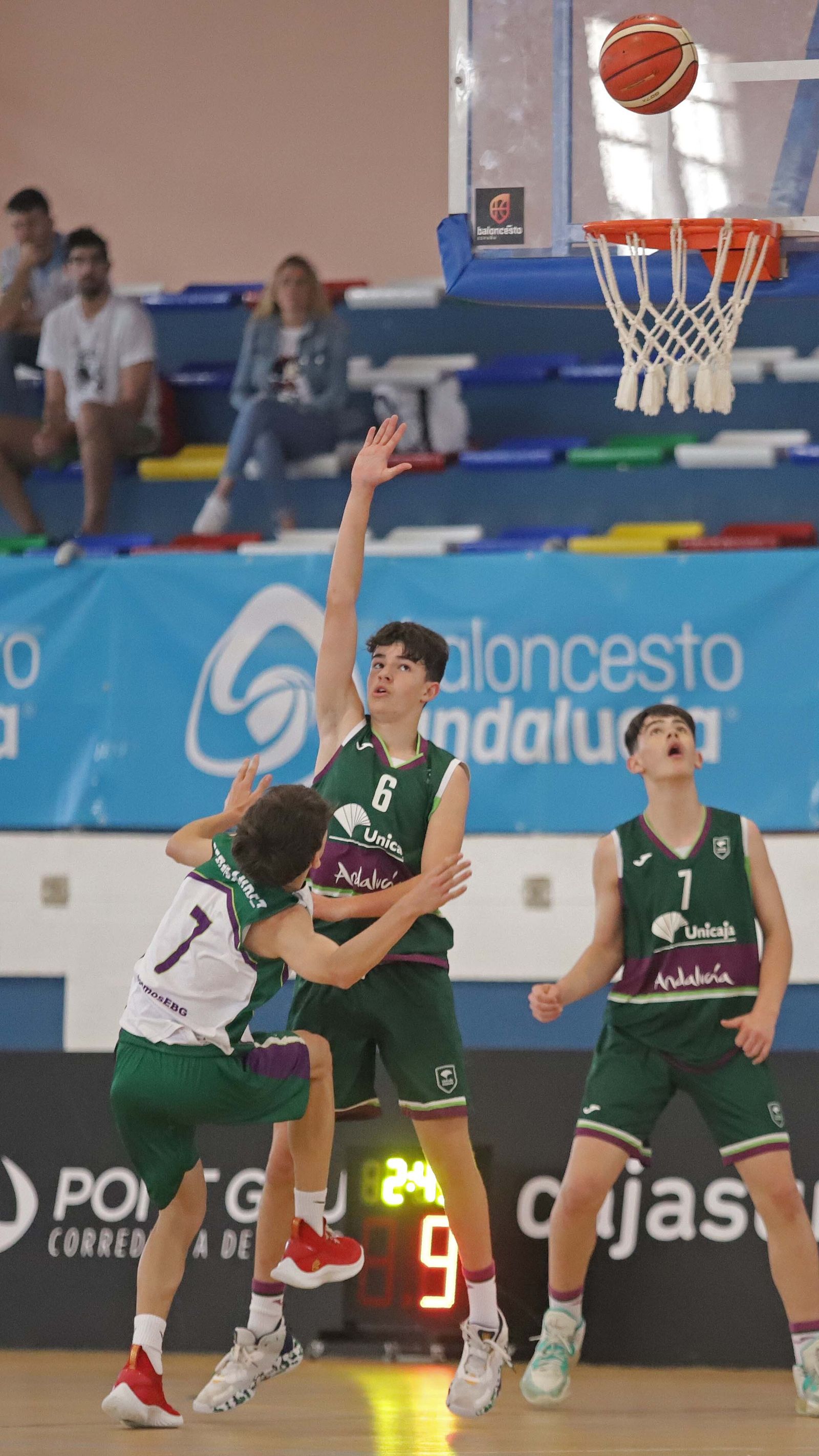 Fotos de las semifinales del Campeonato de Andalucía infantil masculino de La Línea