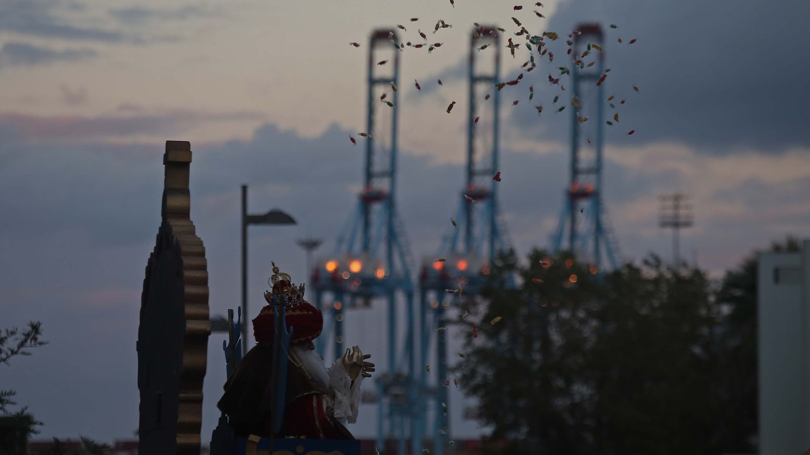 Fotos de la cabalgata de los Reyes Magos en Algeciras