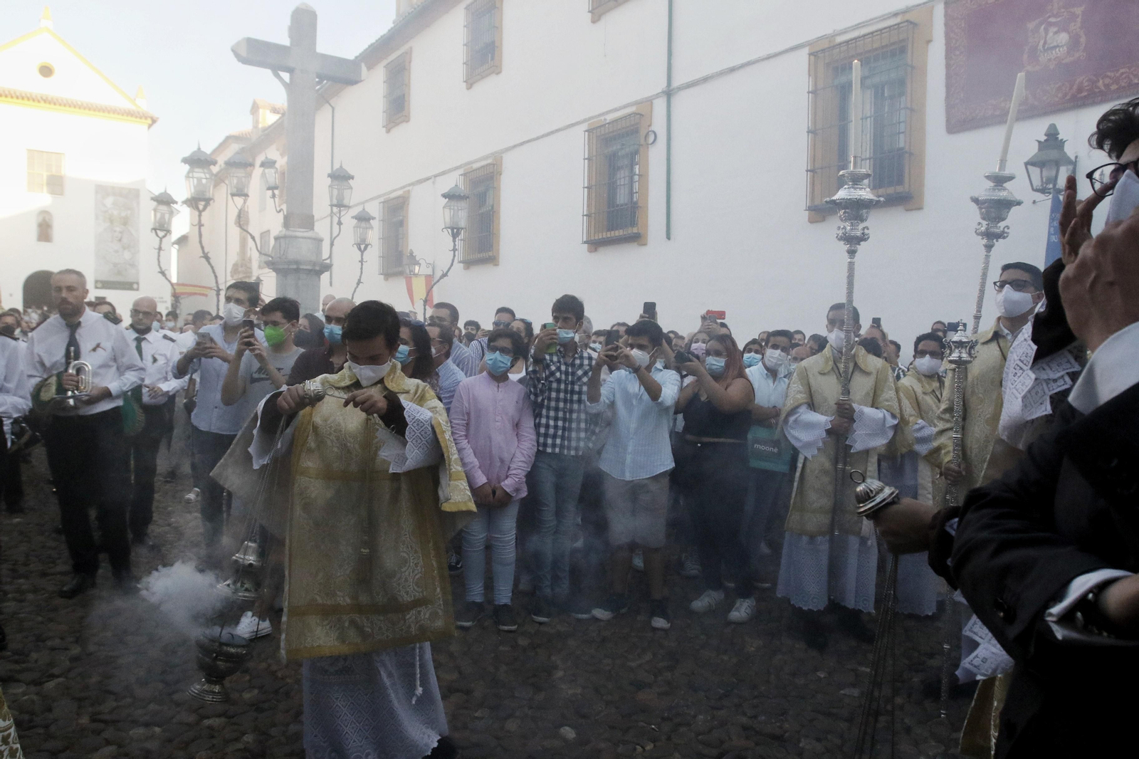 La procesión de la Divina Pastora de Capuchinos de Córdoba, en imágenes