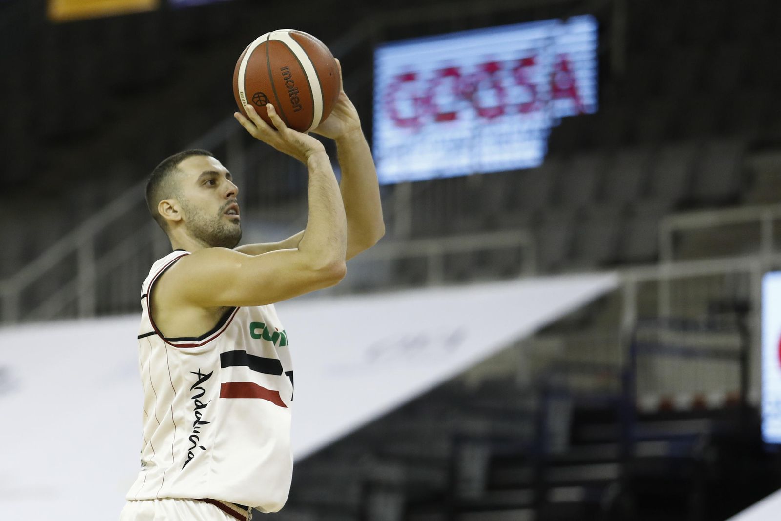 Bortolussi, a disposición de Pablo Pin tras superar el coronavirus.