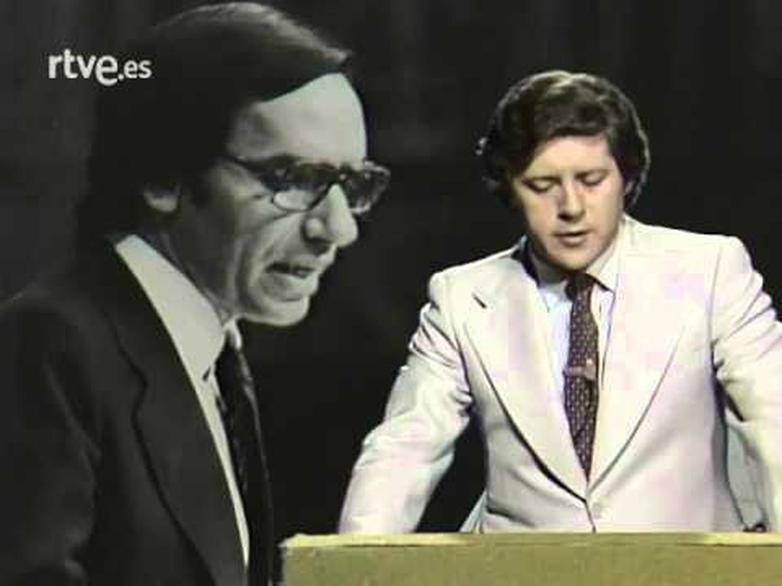 Manuel Almendros en el primer programa con el nombre de 'Parlamento'.