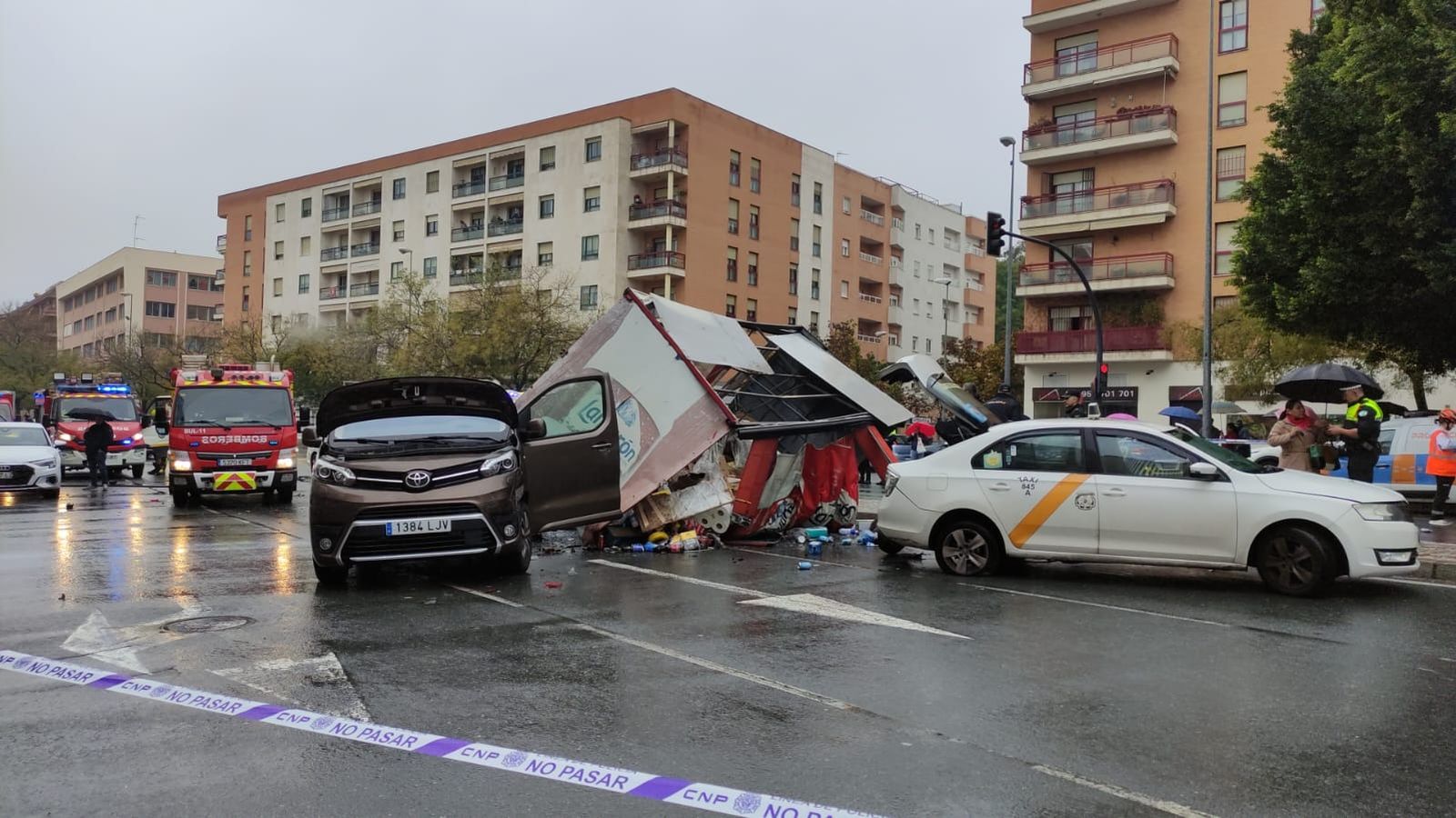 Grave accidente en José María Moreno Galván deja más de 20 heridos