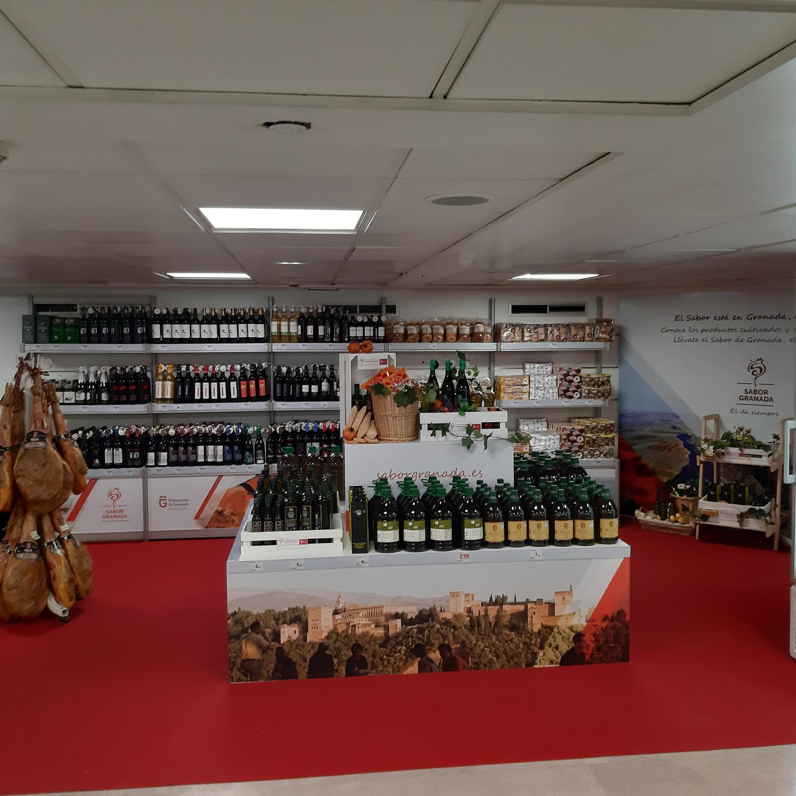 Puesto situado en la planta -1 del Centro Comercial Arabial