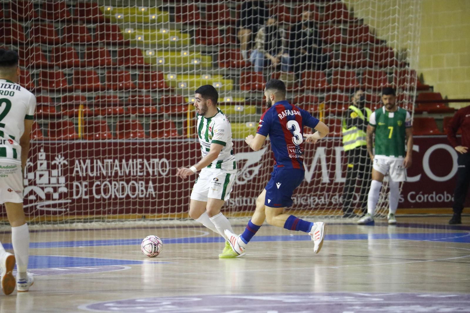 Las imágenes de la remontada del Córdoba Futsal ante el Levante