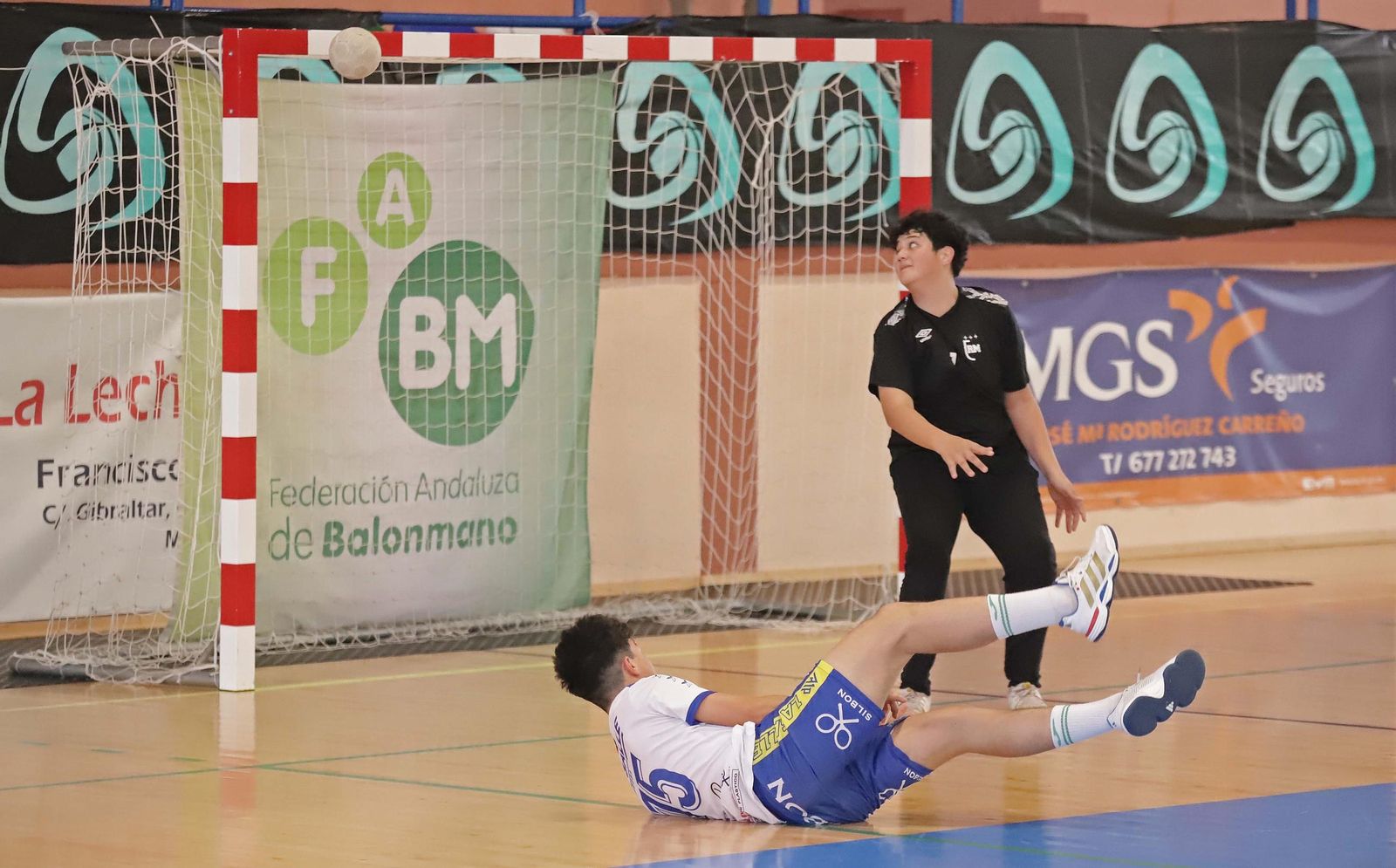 El Romeral de Málaga, campeón del Andaluz infantil masculino de balonmano de La Línea